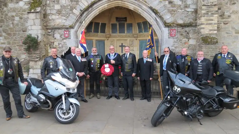 Cambridgeshire Freemasons Attend National Remembrance Event